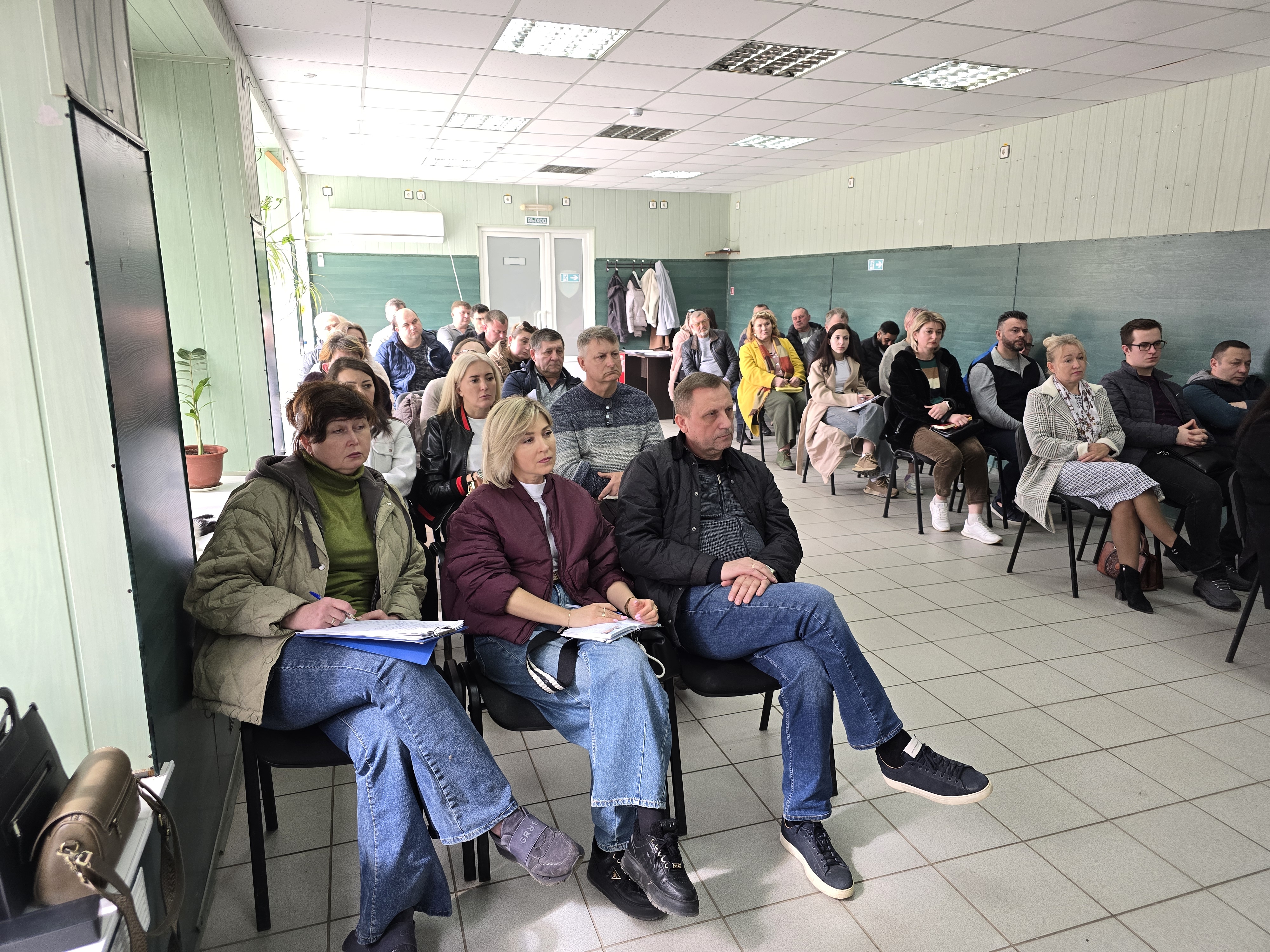 В Мангушском округе состоялся семинар по развитию туризма.