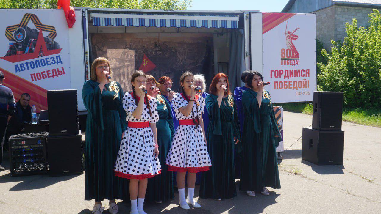 «Автопоезд Победы» посетил село Огороднее.