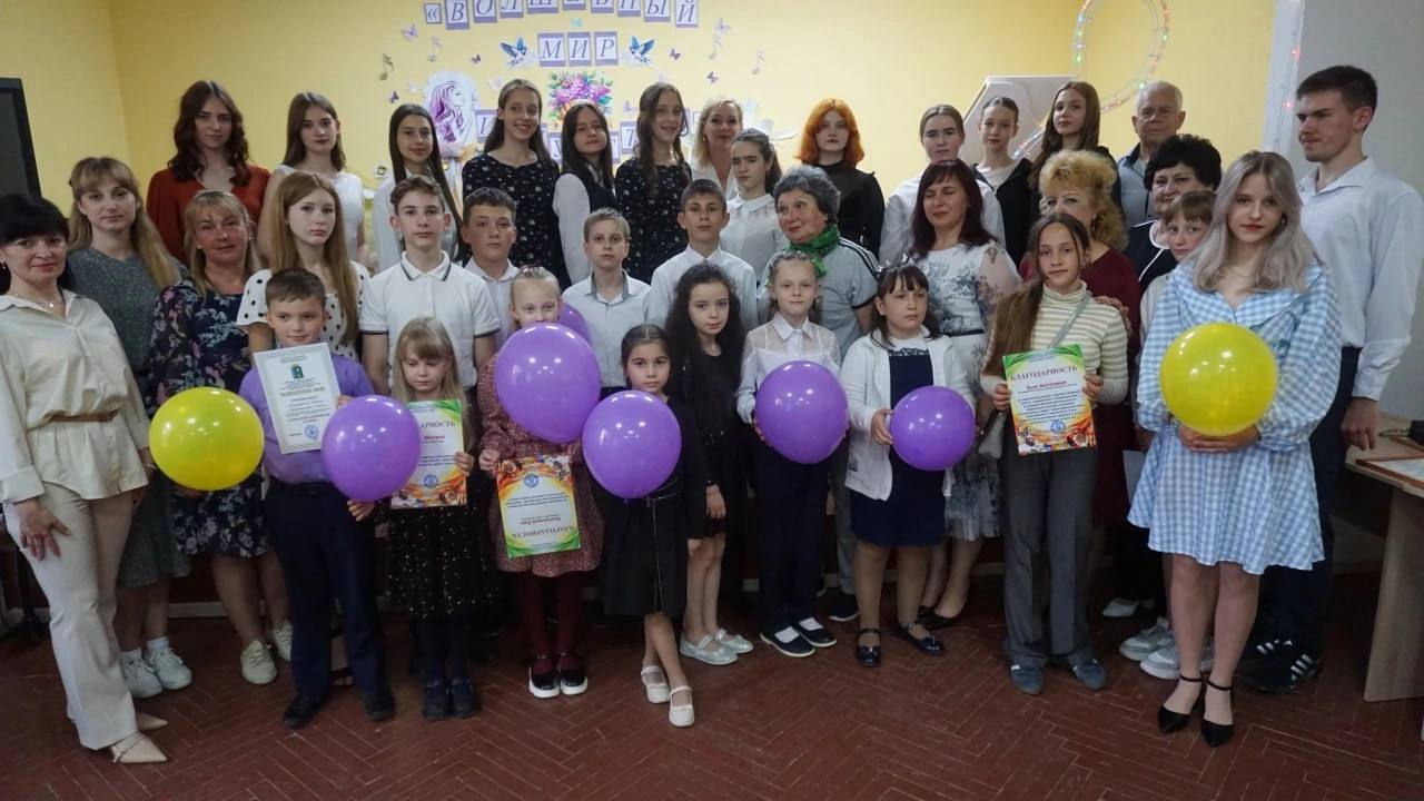 Отчетный концерт учащихся и преподавателей ДШИ «Волшебный мир искусства».